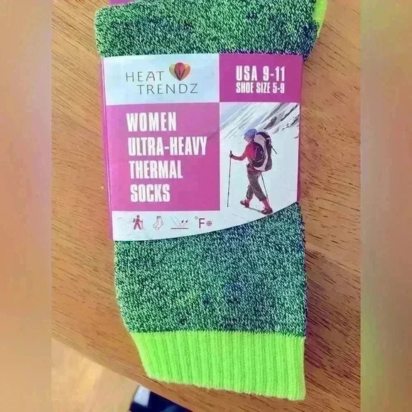 Thermal Socks NWT   - Picture 1 of 3